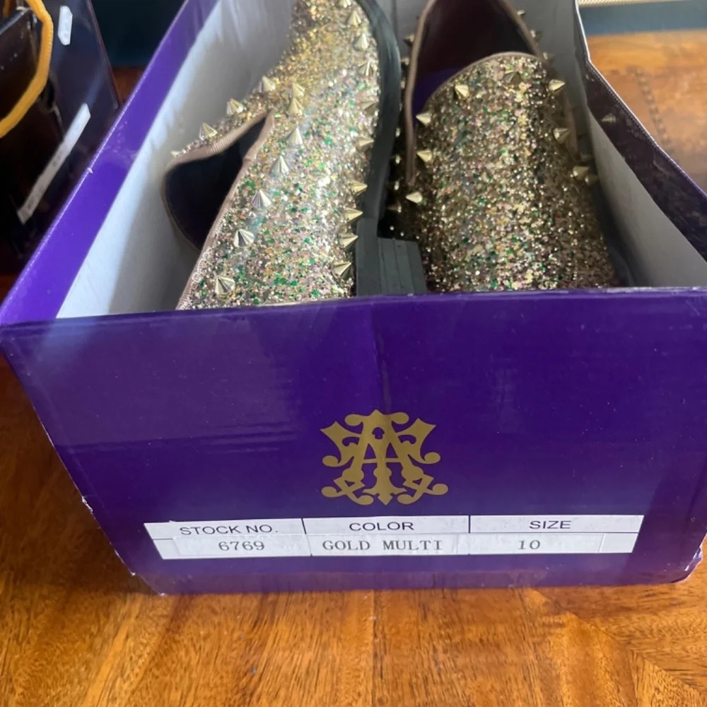 Formal Shoes - Picture 3 of 4